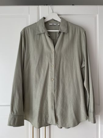 UNIQLO Hemd olivgrün, Grösse L