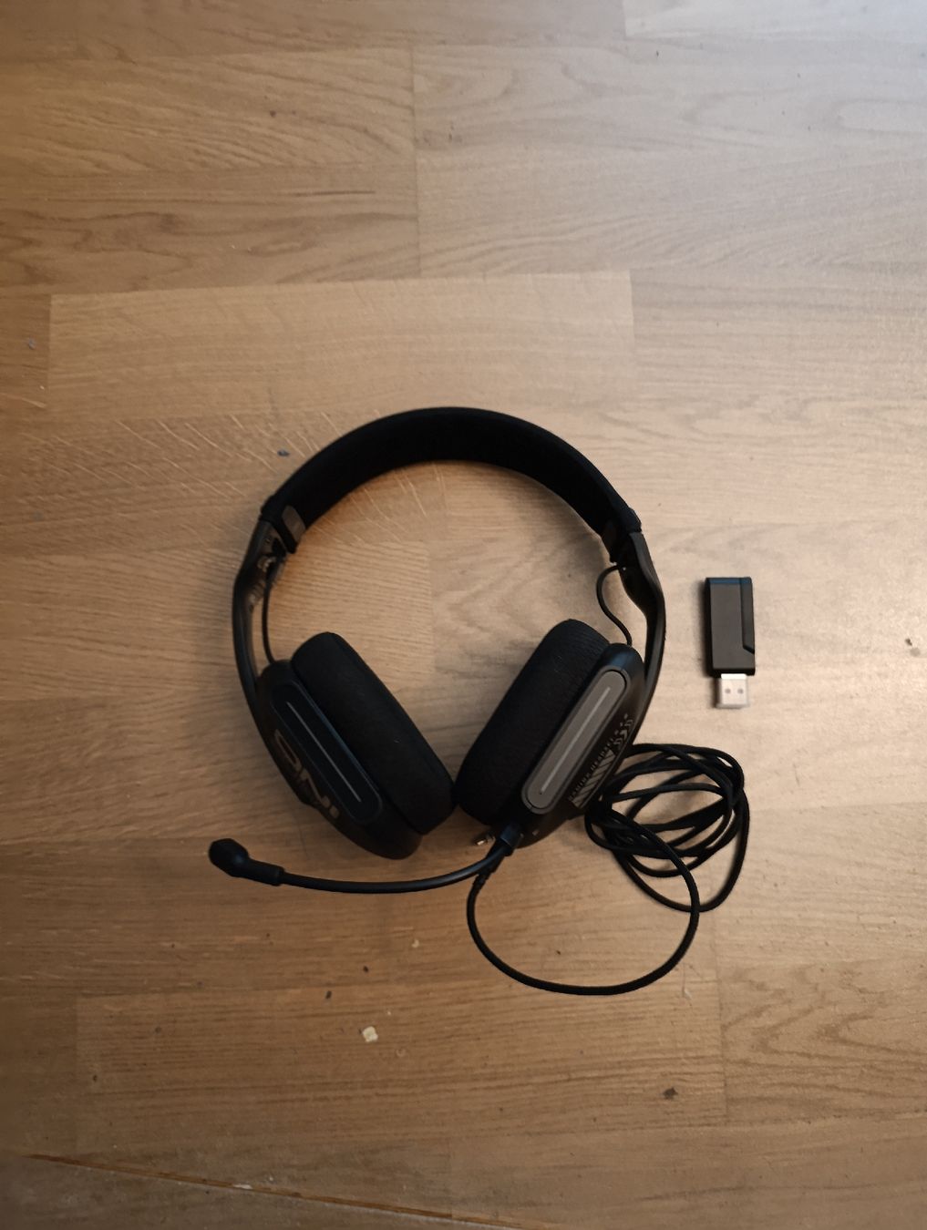 Cuffie: Headset defekt – Difettoso da Gümligen venduto da sim_q6ss