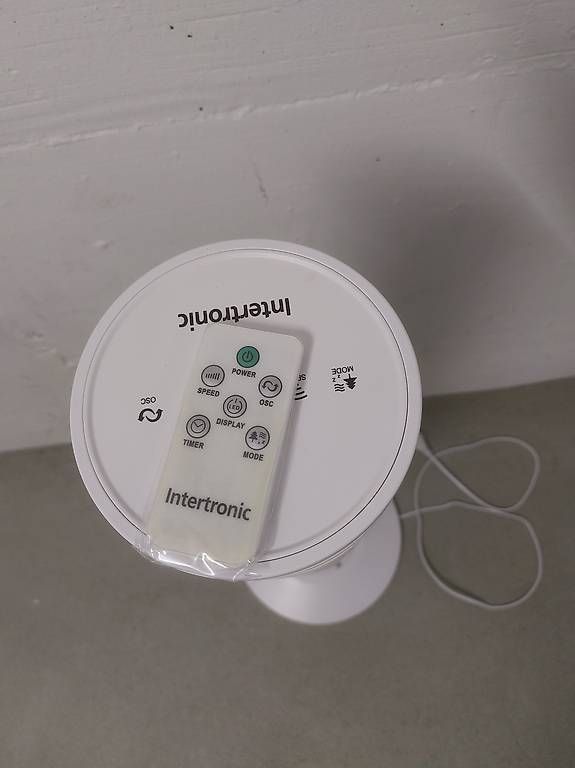 Ventilatoren: Intertronic Tower Fan White – Gebraucht aus Baar von chr_cz2m