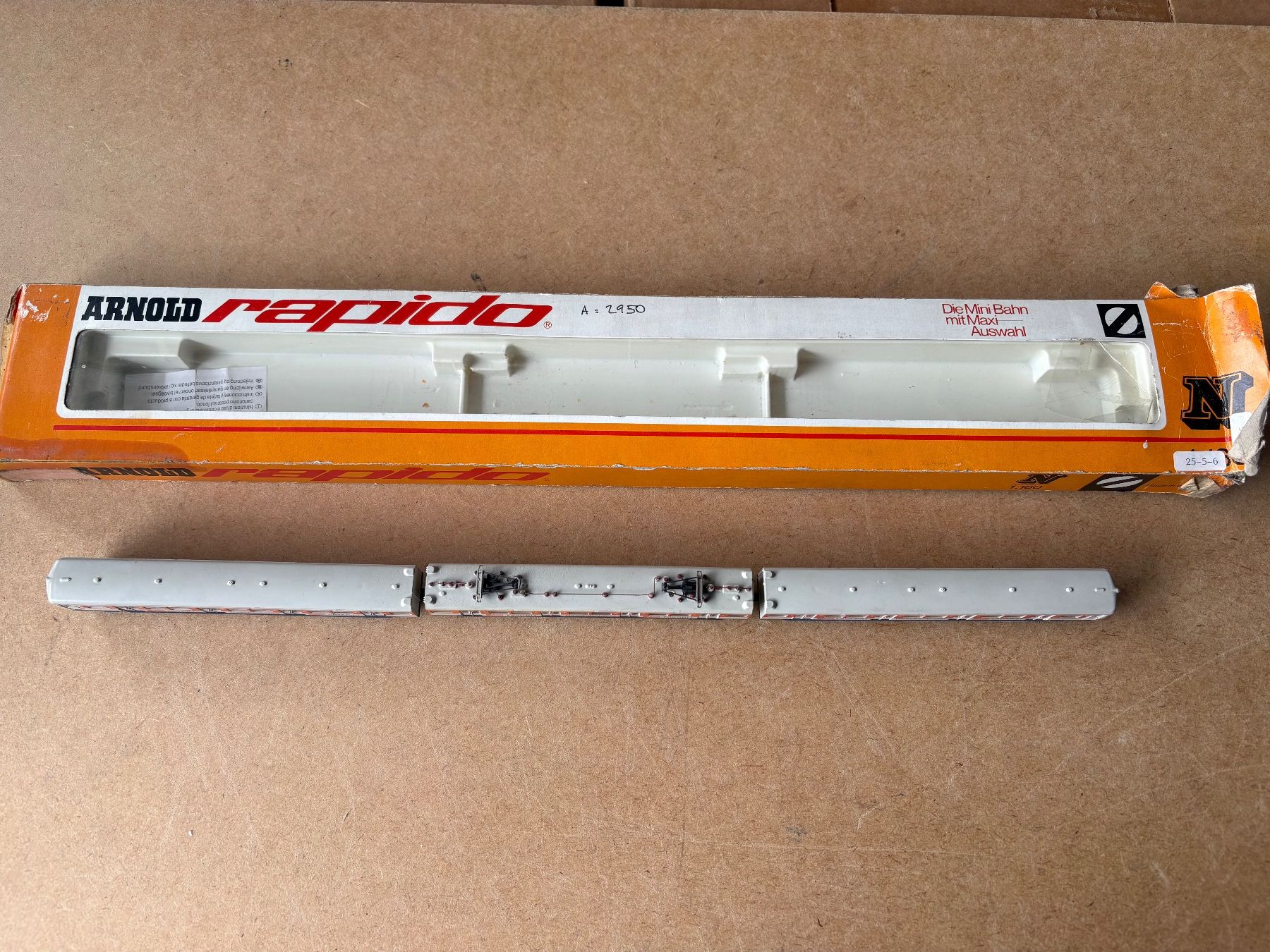 Arnold Modellini di ferrovie: Arnold 2950 E-Triebwagen ET 420 DB – Usato da Hauterive NE venduto da eriamch 1
