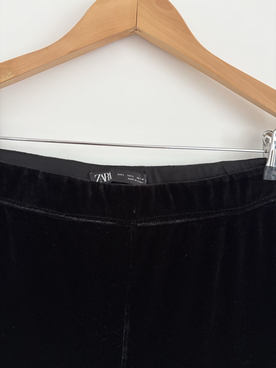 Zara Pantaloni: Pantalon velours Zara – Usato da Vésenaz venduto da ilomd 4