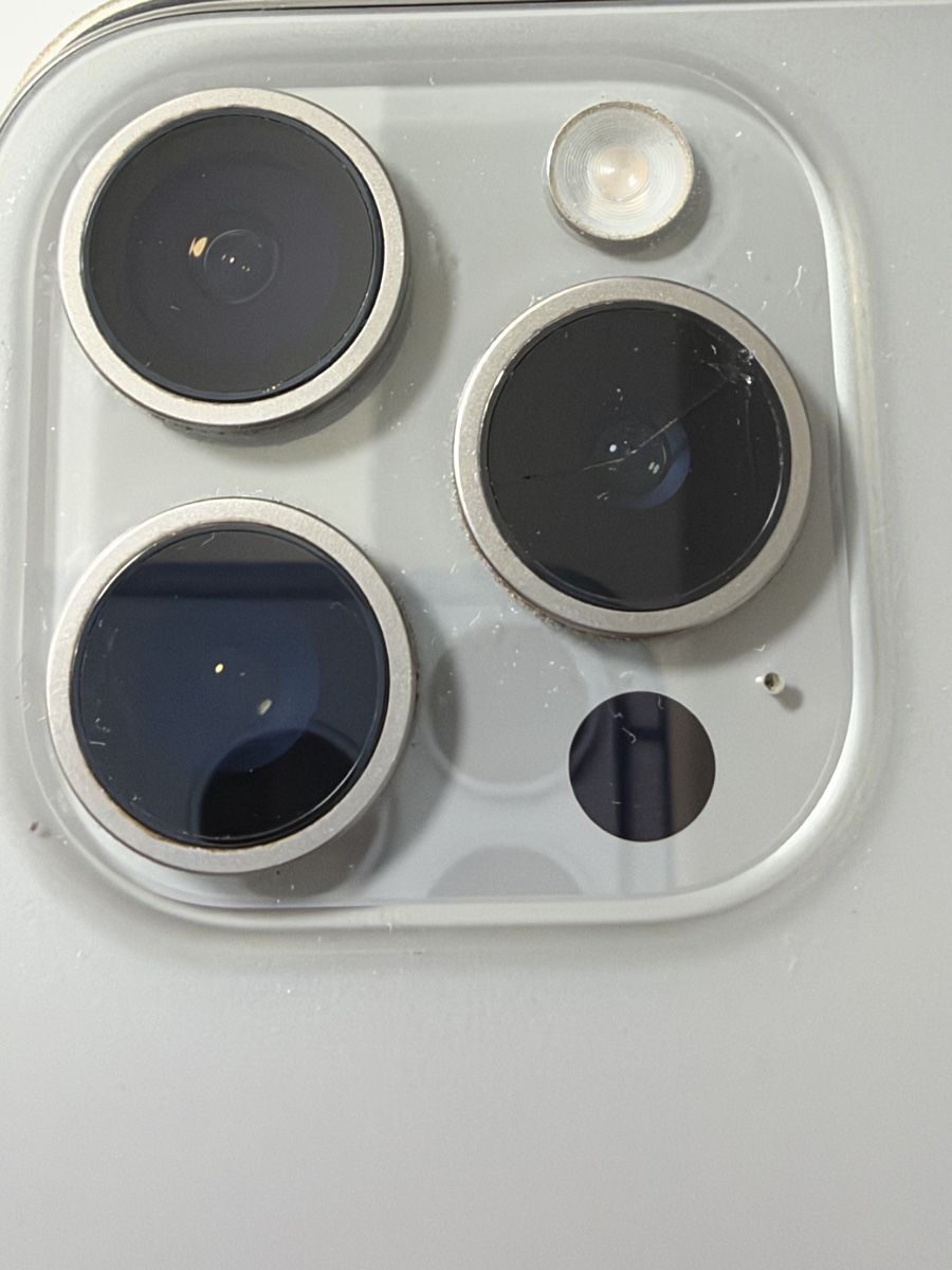 Apple Portables: iPhone 15 Pro 256 GB – Neuf (Voir description) à Orpund par dizi.98 4
