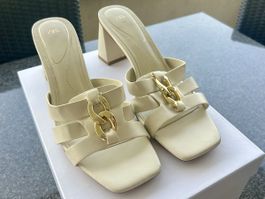mules à talons ZARA crème et doré, taille 41