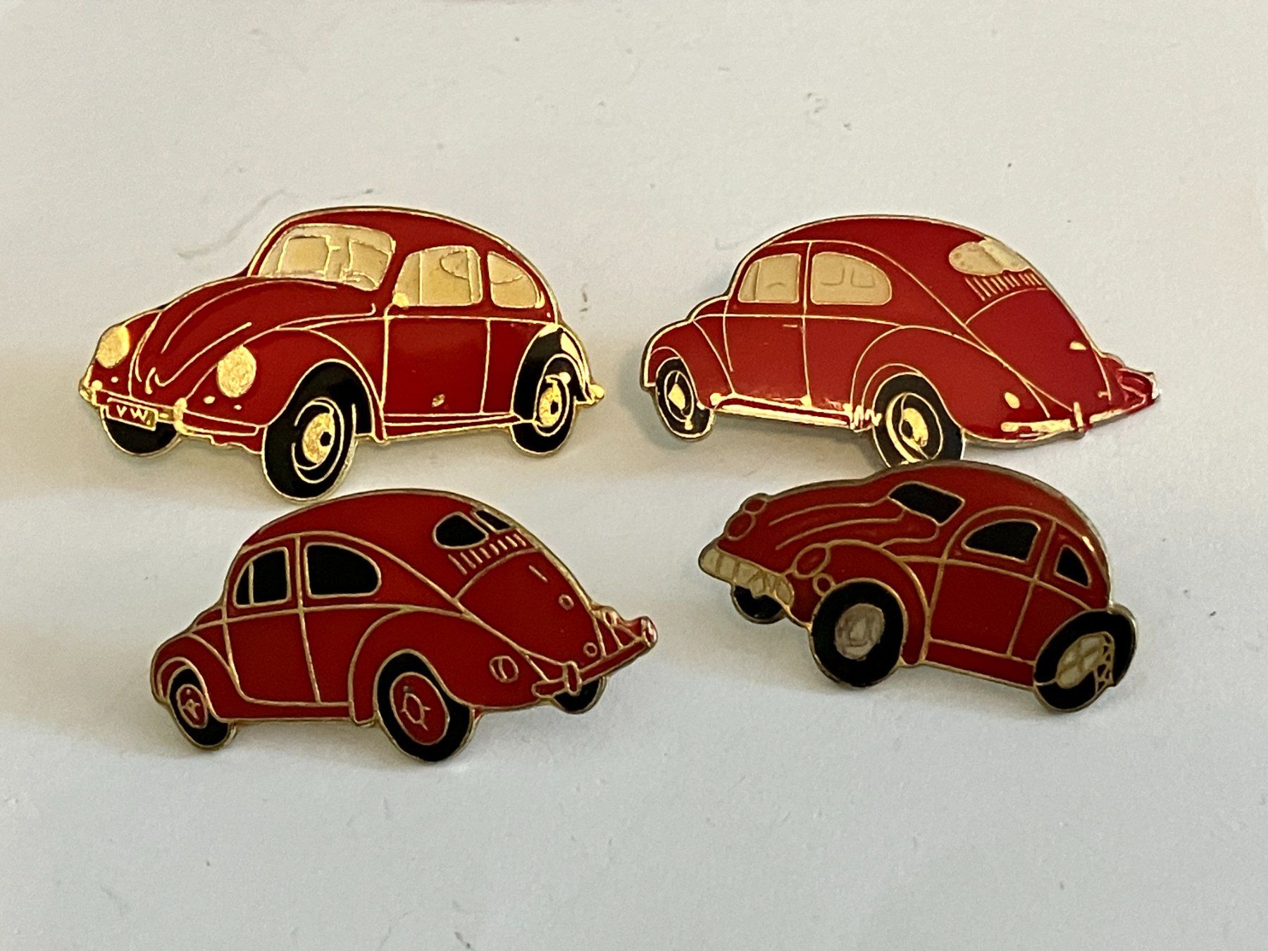 Placchette & Badge: 4 Pin VW Käfer – Usato da Basel venduto da djwwpp