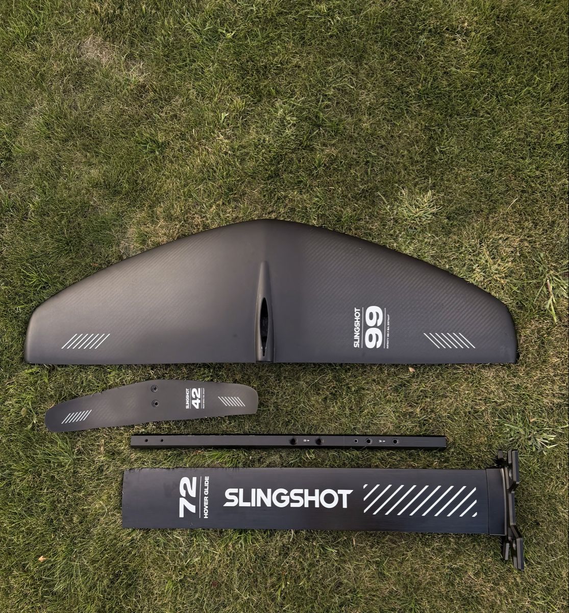 Slingshot Tavole da surf e di nuoto: Slingshot Hydrofoil hover glide f-wing v2 set – Usato da Frauenfeld venduto da Tendi.01 2