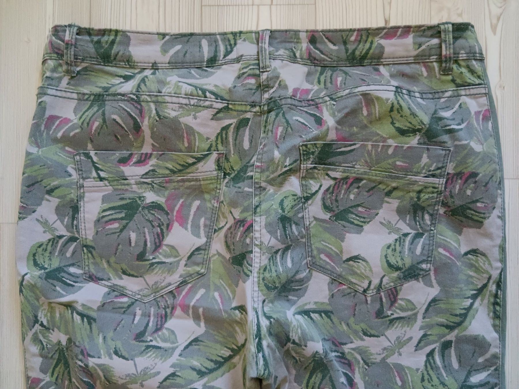 Cecil Jeans: CECIL Jeans VICTORIA taille / Grosse W33 – Usato da Cossonay-ville venduto da Super-Price-Quality 6