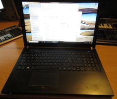15.6" Acer Travelmate P658-M i5 Notebook 250GB SSD