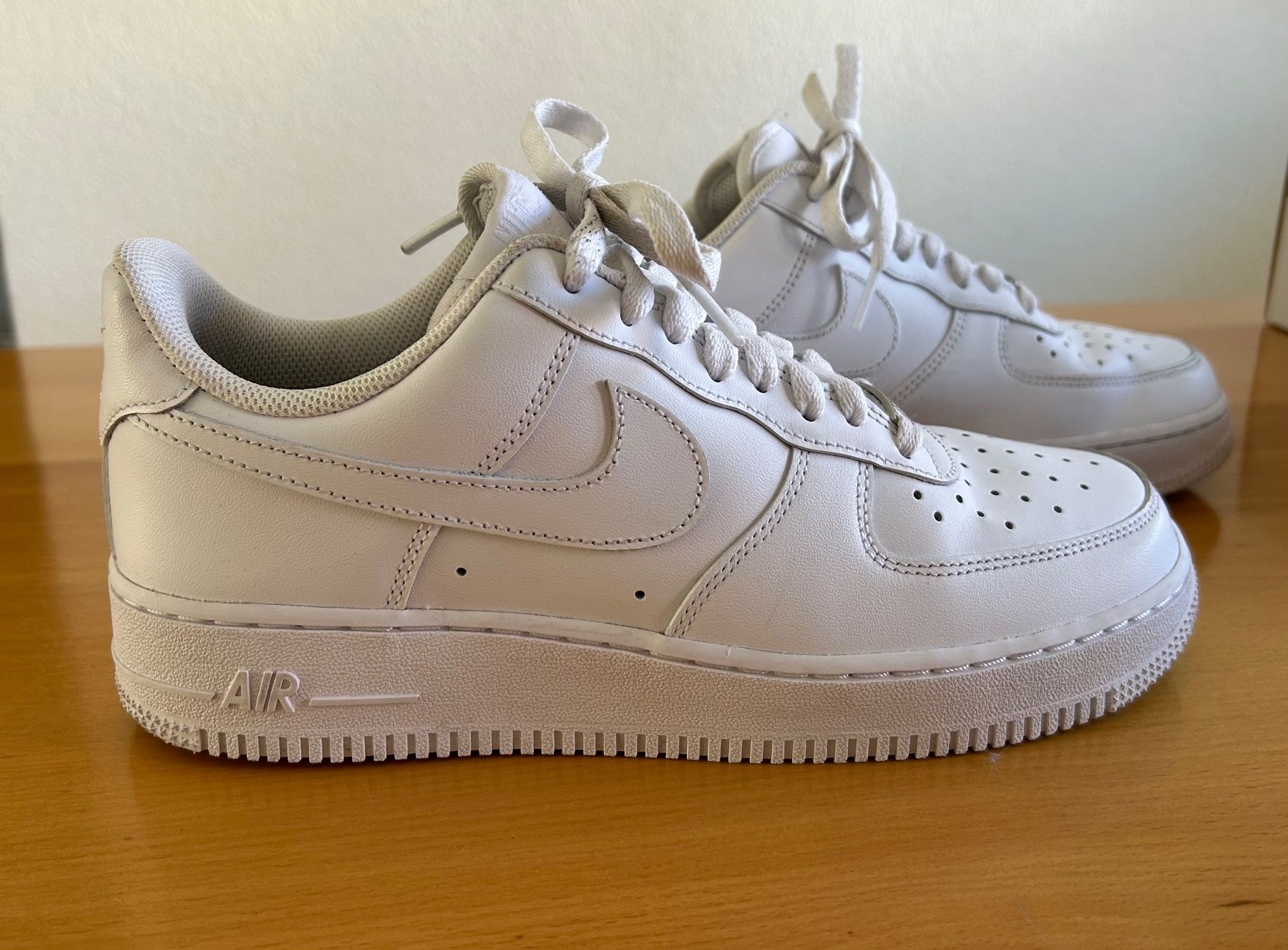 Nike Scarpe da uomo: Nike Air Force 1 / Grösse 40.5 – Usato da Dotzigen venduto da rapunzel03