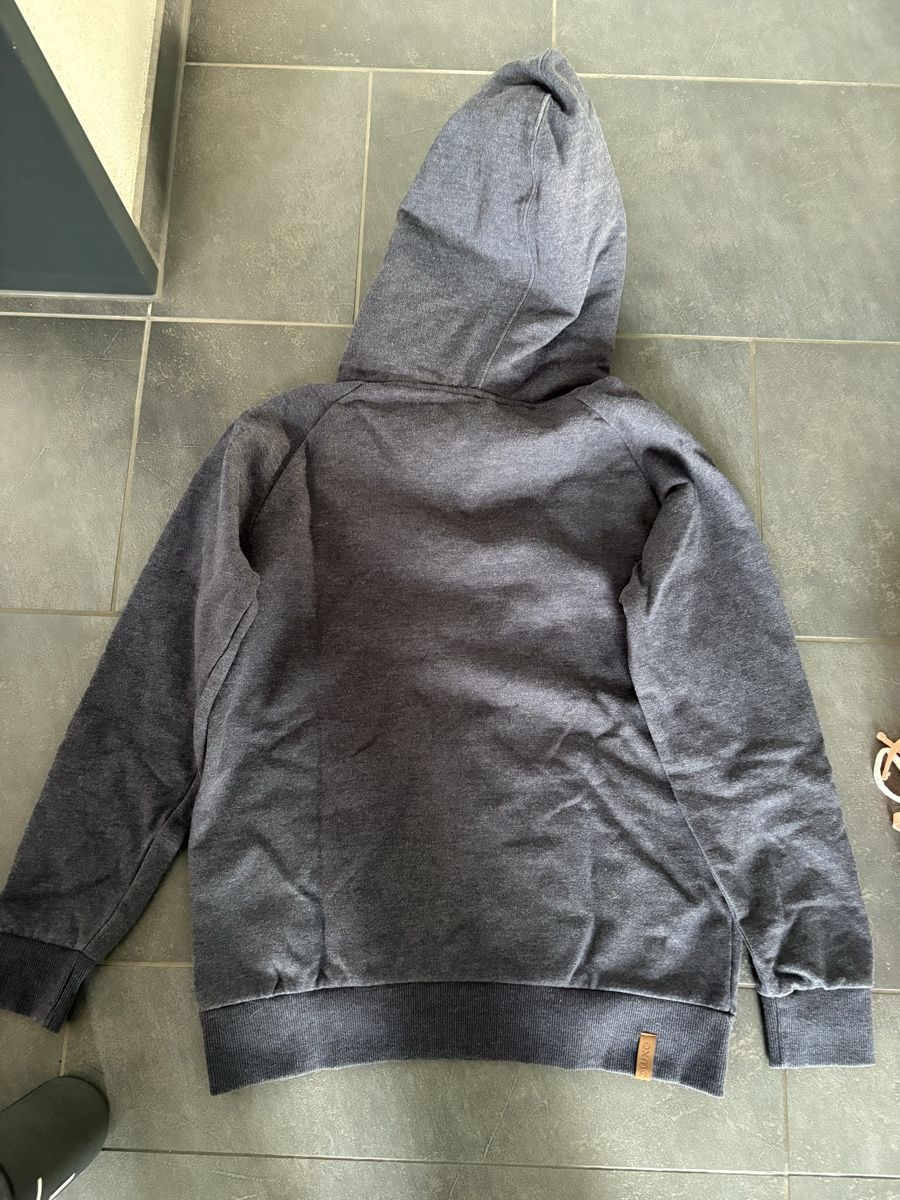 Maglioni & Felpe: Kuscheliger Pulli Grösse S – Usato da Schwarzenbach SG venduto da Manmar 1