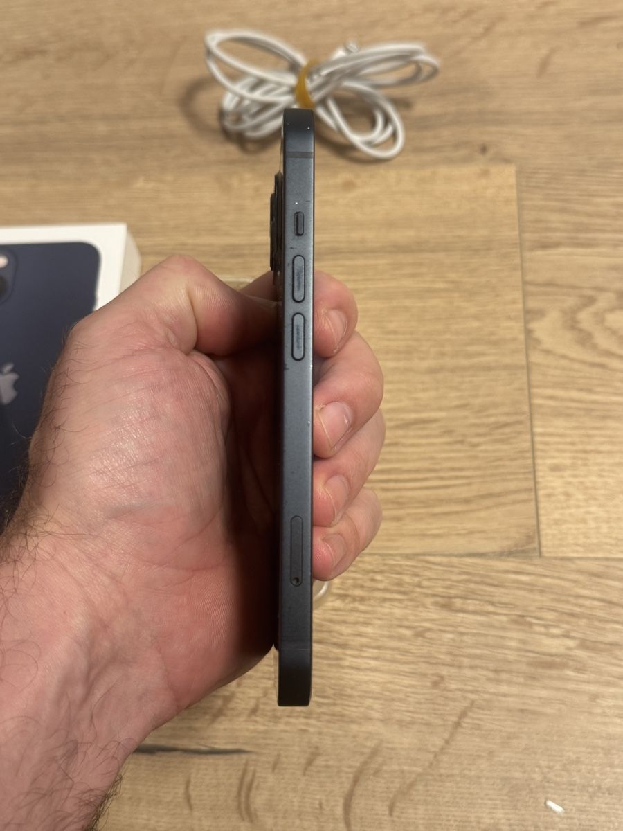 Apple Portables: Iphone 13 – D'occasion à Uetendorf par Sim83 6