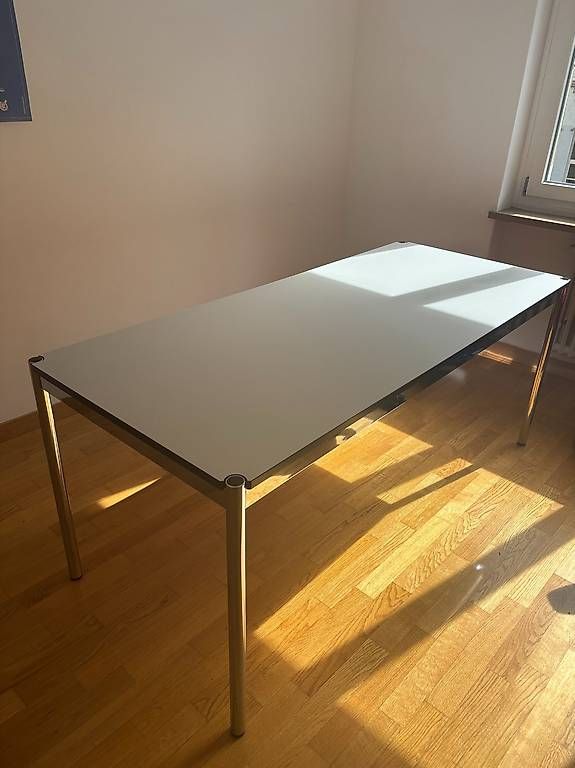 Tavoli: USM Haller Tisch – Usato da Bern venduto da yangyong 3