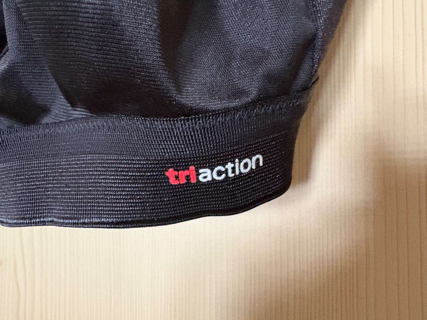 Altra biancheria intima: BH schwarz, Marke, tri action, – Usato da Grüsch venduto da frifri06 3