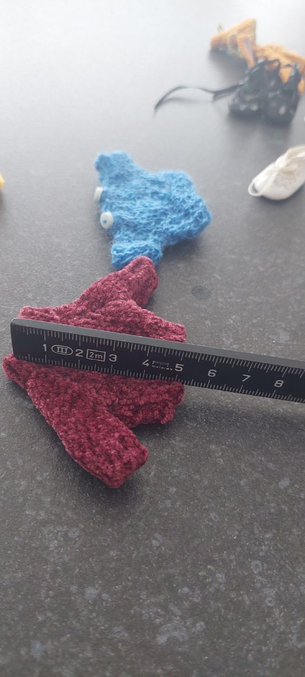 Bambole: Miniatur Puppenkleidchen  – Nuovo (secondo la descrizione) da Muri AG venduto da nindo1 5