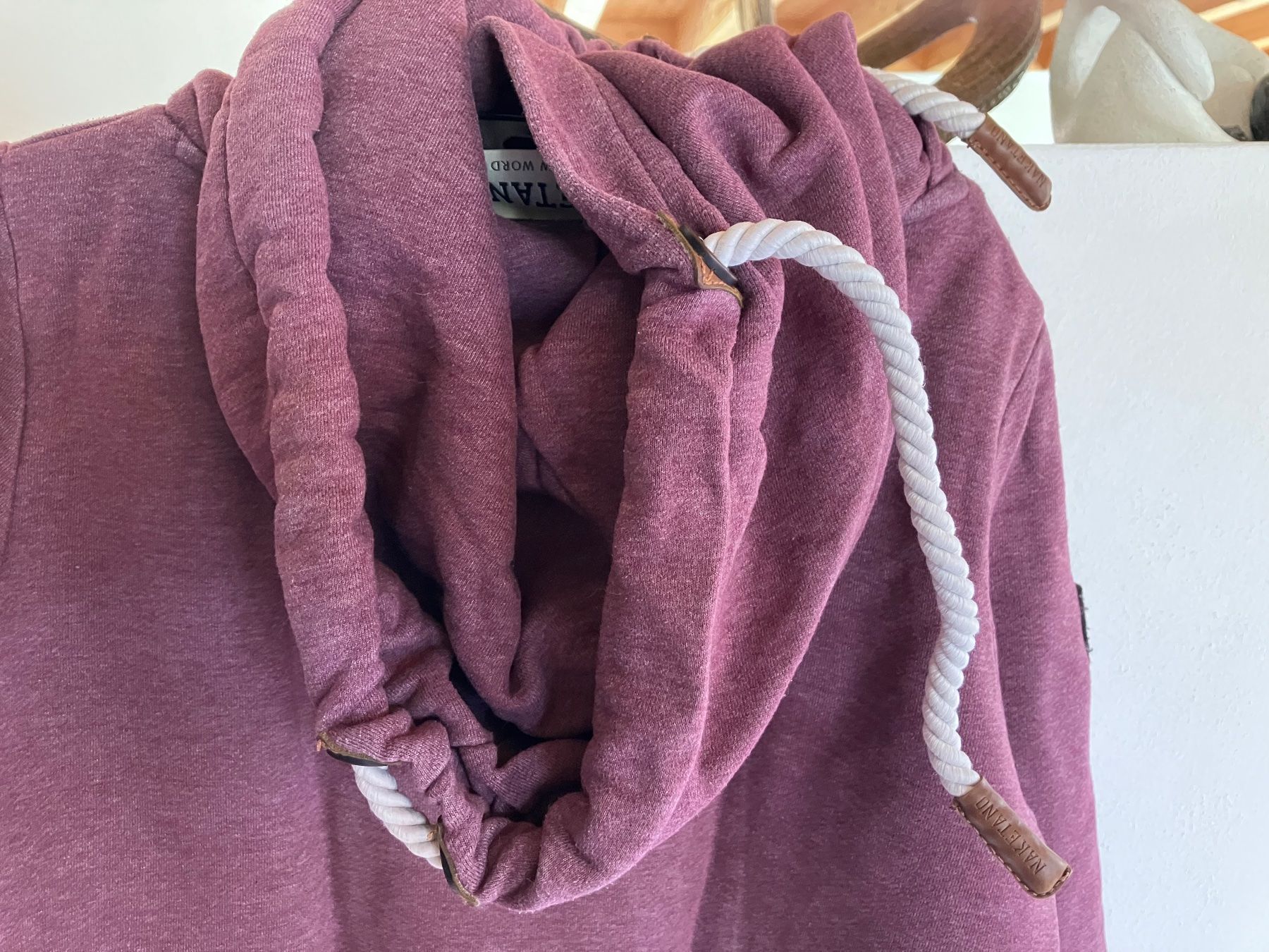 Naketano Pullover & Sweatshirts: Naketano Kapuzenpullover, Grösse M, Top Zustand! – Gebraucht aus Schwarzsee von sus_rtp2 2
