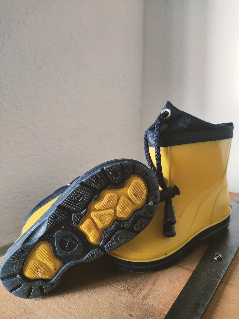 Scarpe per ragazzi: Gummistiefel Gr 21 – Usato da Horgen venduto da Lulusa 3