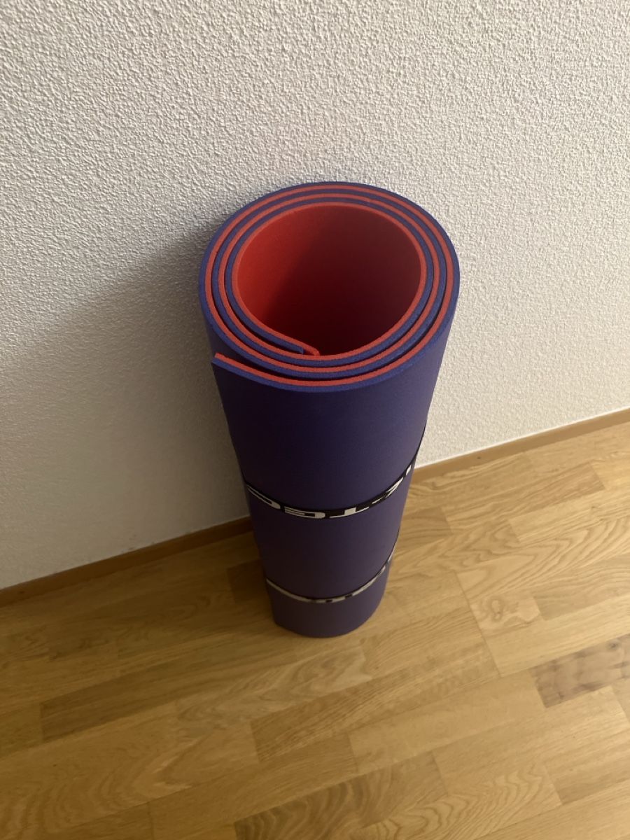 Tappetini fitness: Sportmatte K-TEC blau/rot Wendematte – Usato da Uznach venduto da Apuutze 1