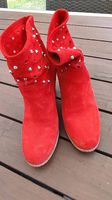 Bottines rouges