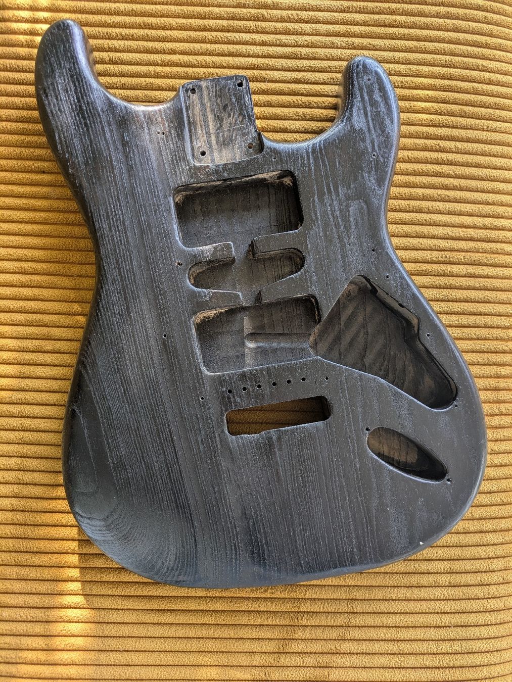 Musikinstrumente: Stratocaster Body Ash HSH  – Gebraucht aus Küttigen von scal.a76 1
