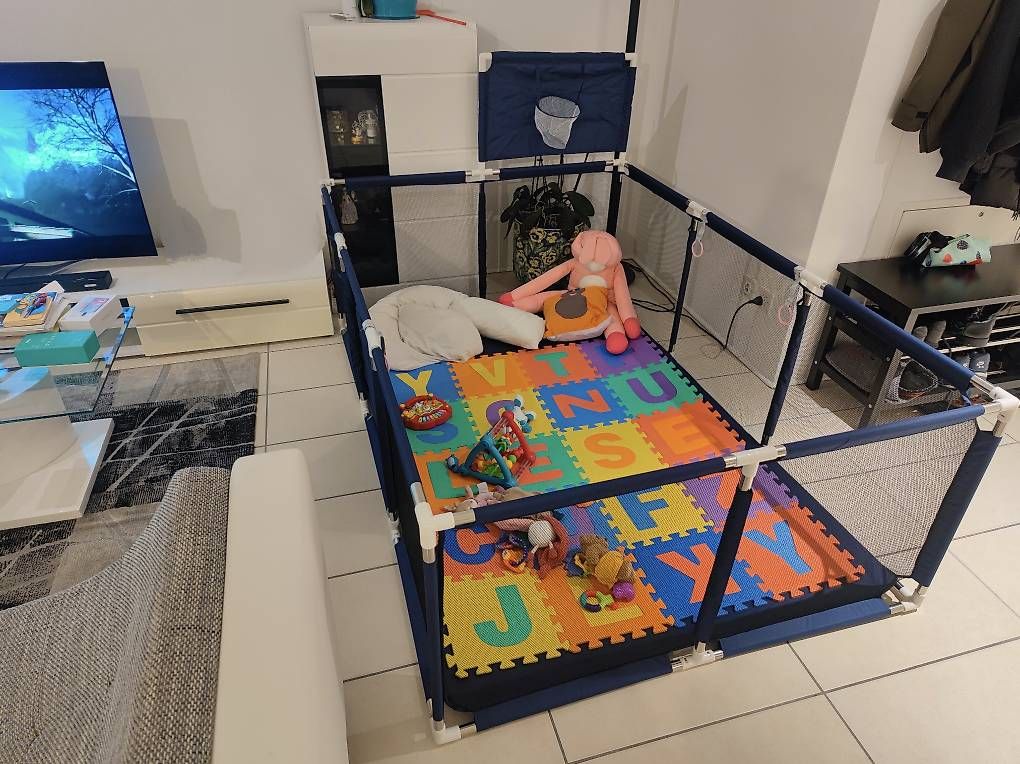 Lauf- & Sicherungsgitter: Parco giochi per bambini  – Gebraucht aus Losone von Dark.Marte