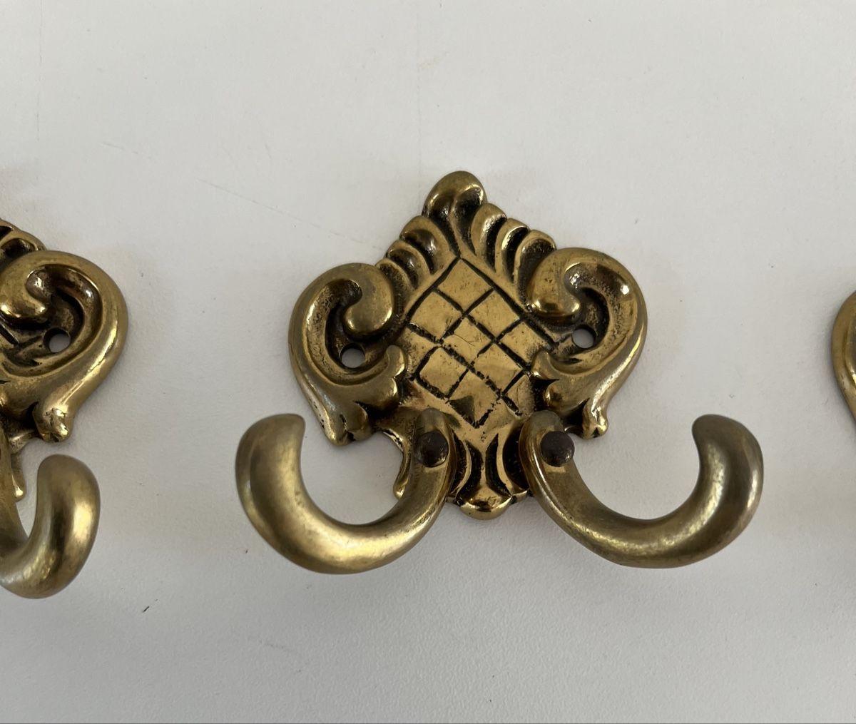 Quincaillerie: 4 Stk. Doppelhaken aus Messing – D'occasion à Wetzikon ZH par seli03 2