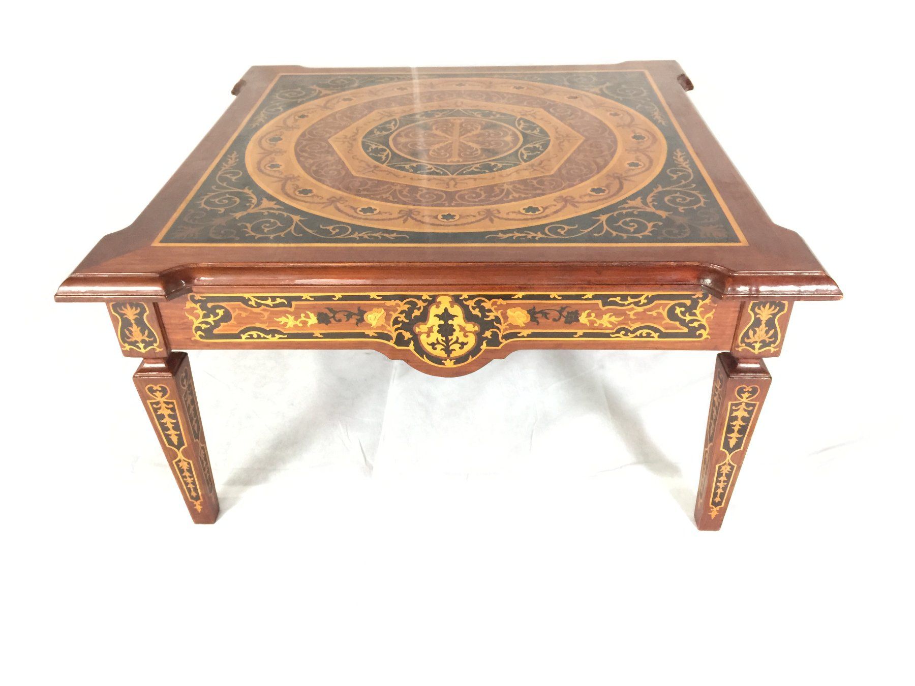 Tavoli: Table de salon de style Louis XV. – Usato da geneve venduto da louisart