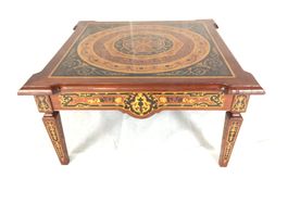 Table de salon de style Louis XV.