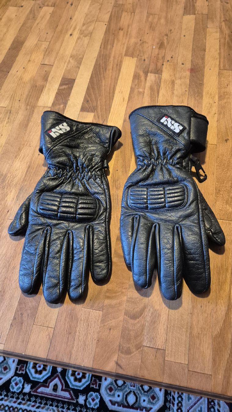Handschuhe & Handstulpen: IXS Lederhandschuhe Grösse S – Gebraucht aus Winterthur von tz1611