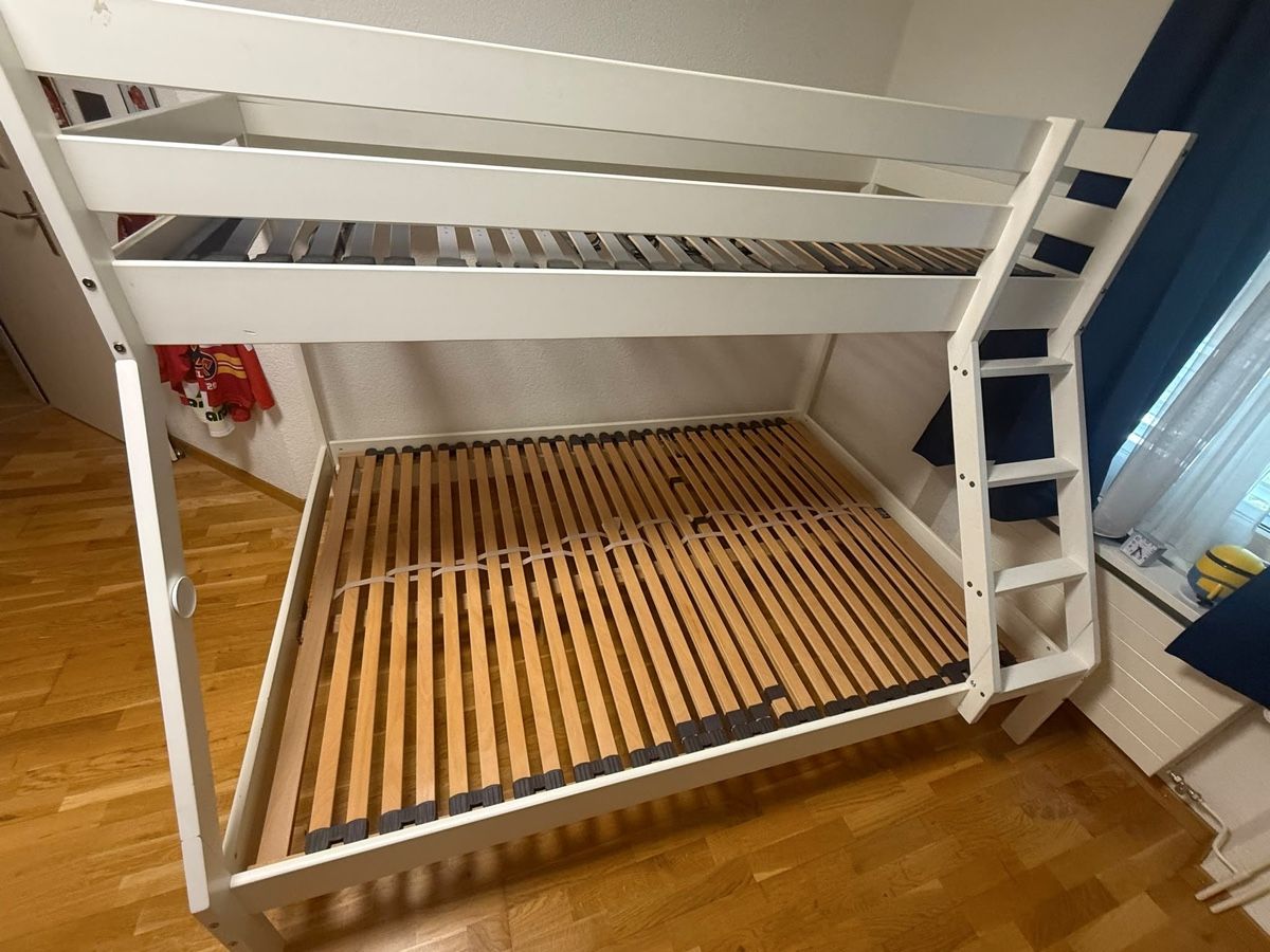 Lits: Hochbett 140x200 & 90x200 – D'occasion à Grenchen par alain77
