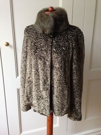 ARMANI FAKE FUR ASTRAKAN JACKE, GR. S, NEU, SO SCHÖN!