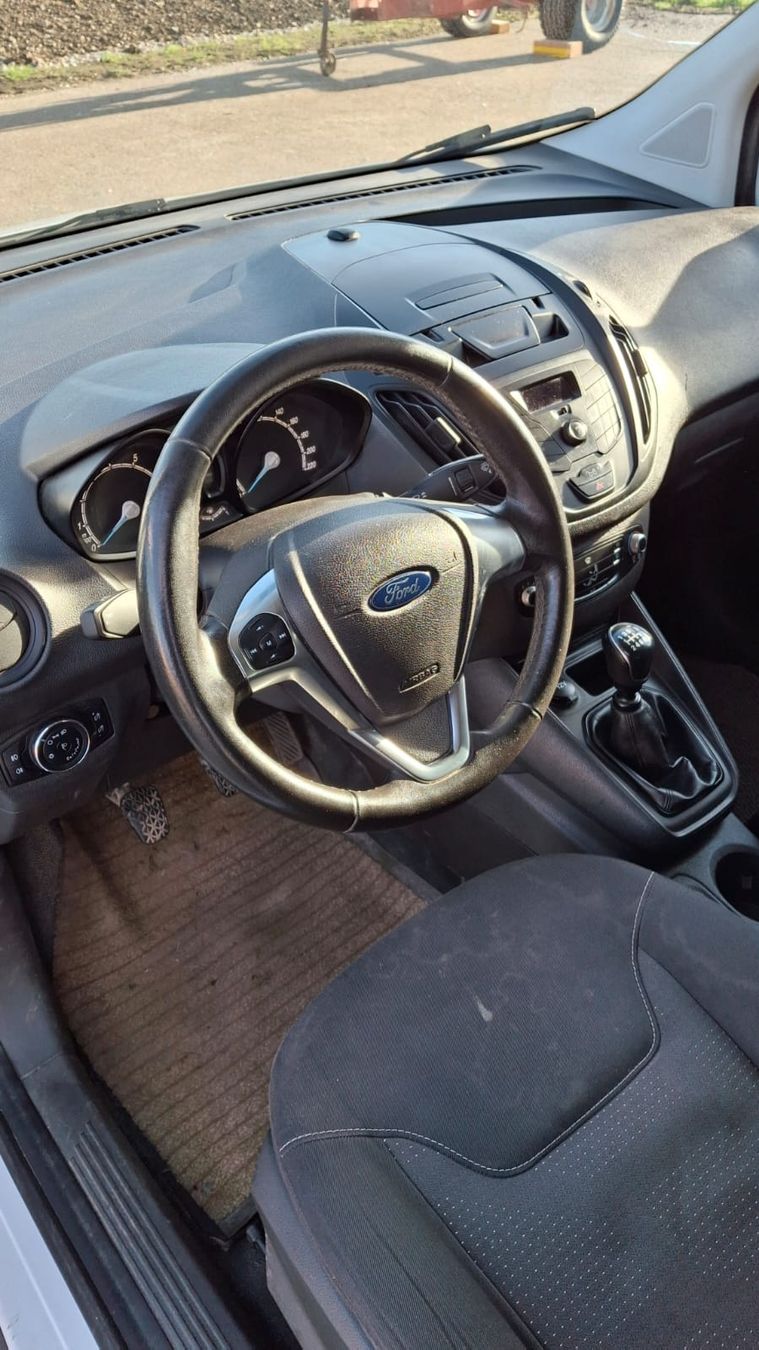 Ford Automobili: Ford Transit Courier – Usato da Grüningen venduto da Premiumstaff 1