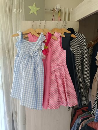 5 Sommerkleider Grösse 116cm 5-6 Jahre Top Zustand!