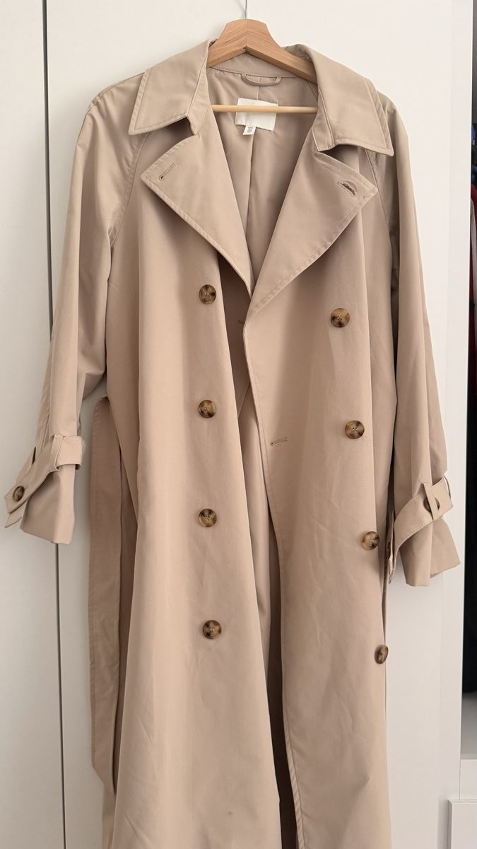 H&M Cappotti: Trenchcoat beige H&M Grösse M – Usato da Nidau venduto da nin_5gk2