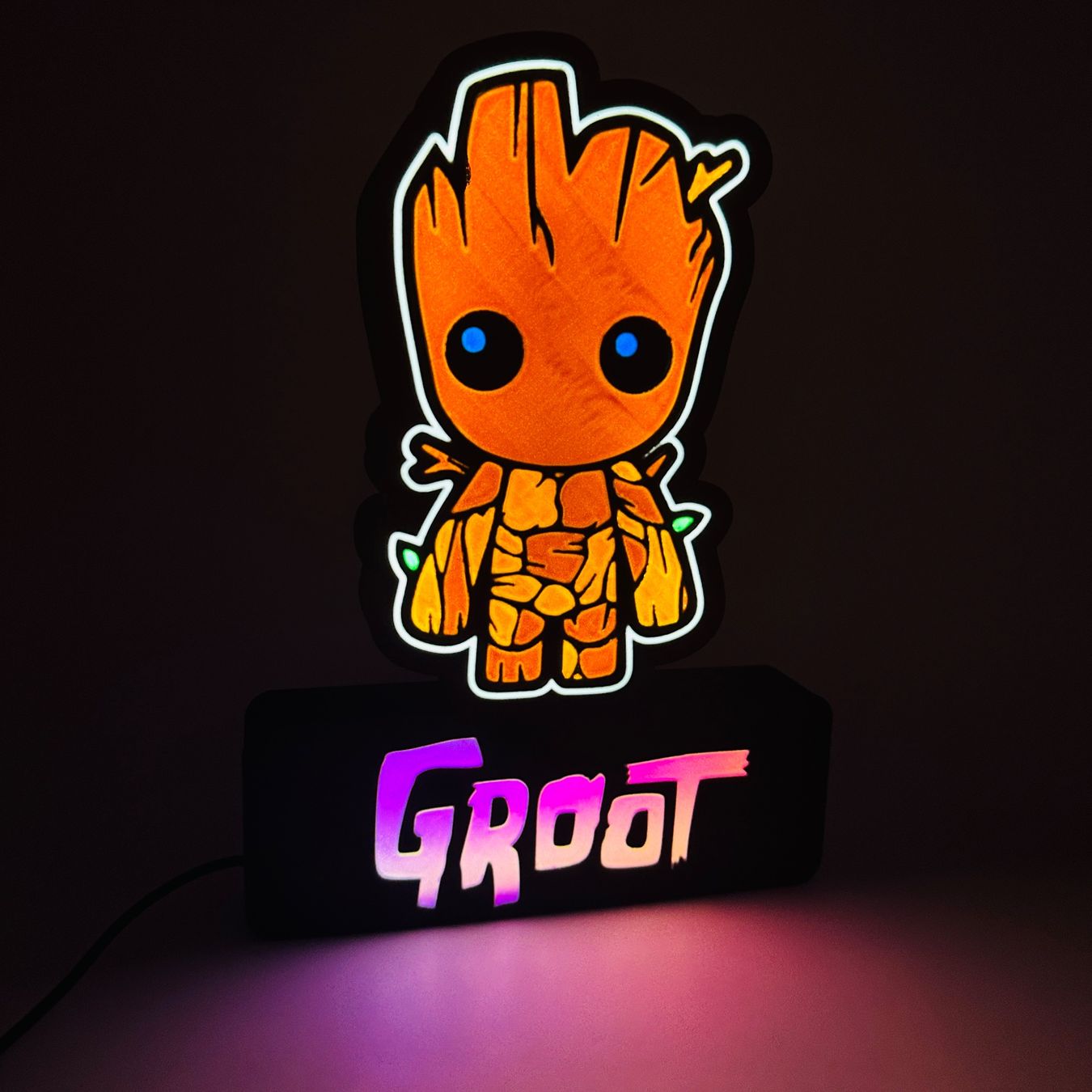 Lampade: Lightbox lumière led Groot RGB – Nuovo (secondo la descrizione) da Vicques venduto da PAMB3D 3