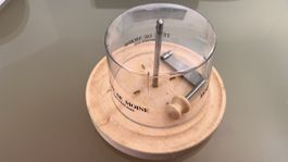 Käsehobel Tête de Moine Girolle Holz guter Zustand
