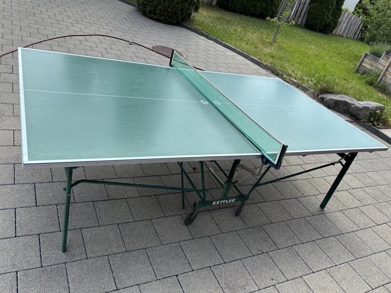 Kettler Tennis da tavolo: Kettler Pingpongtisch (ohne Schläger oder Bälle) – Usato da Andwil SG venduto da Kirk64