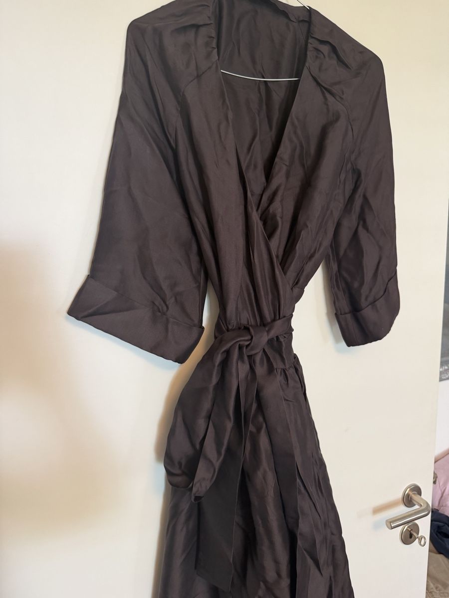 Hugo Boss Vestiti: Boss Seidenkleid, wenig getragen  – Usato da Uerikon venduto da ZurichCity01