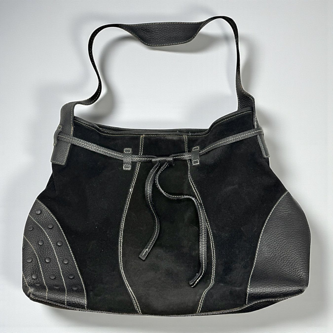 Borse da donna: Sac à main cabas en daim et cuir noir véritable – Usato da Morges venduto da magicle