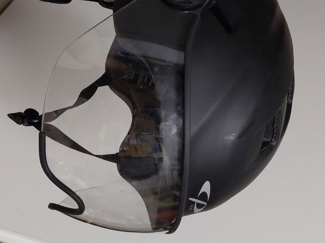 CP Casques: E-Bike Helm mit Visier – D'occasion à Walenstadt par Nayjana 1