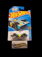 HW All Drivers Welcome 2026 Flippin Fast 2/5 L