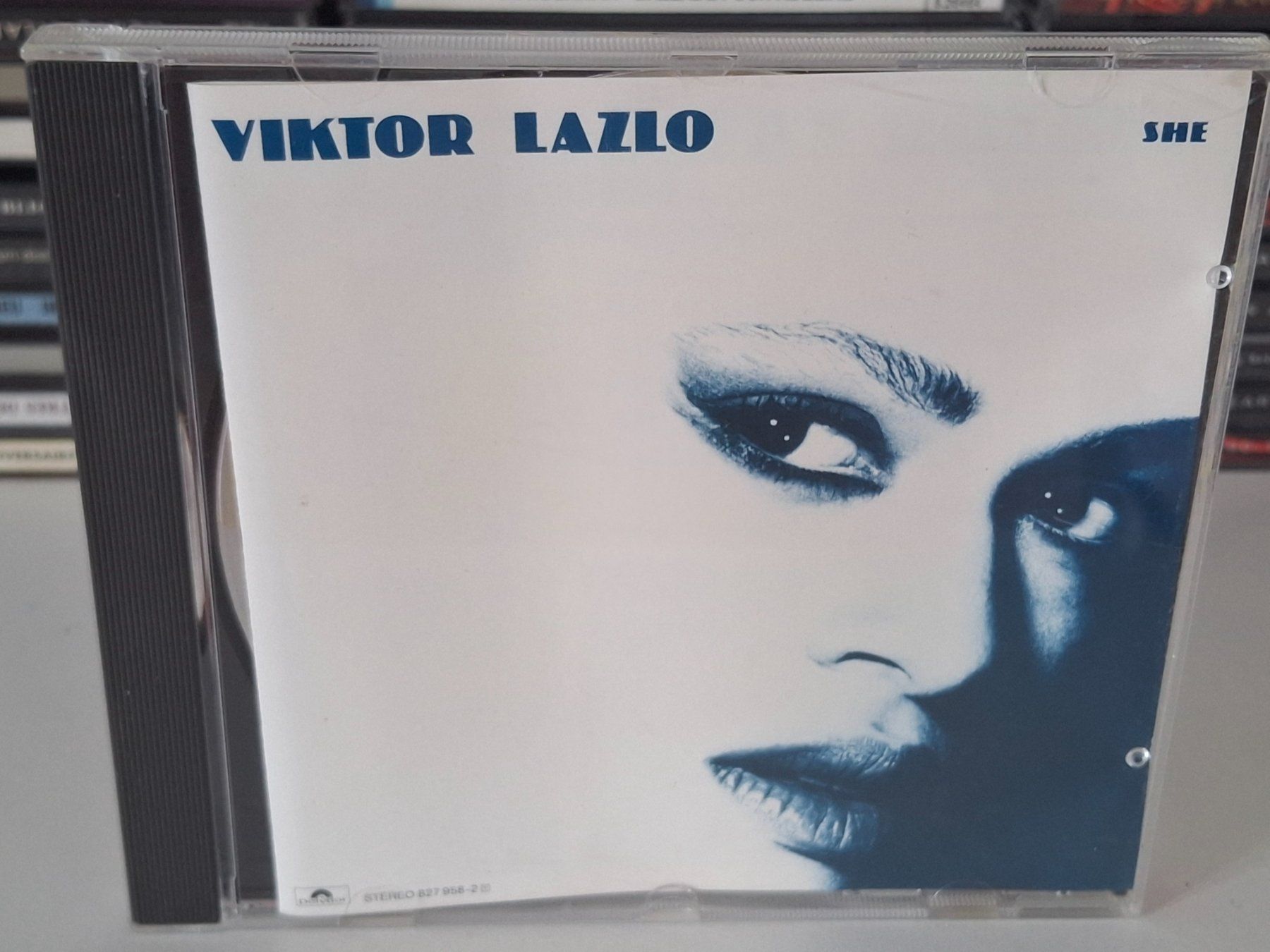 CD: CD Viktor Lazlo - She😎 – Usato da Aarberg venduto da Jackup1