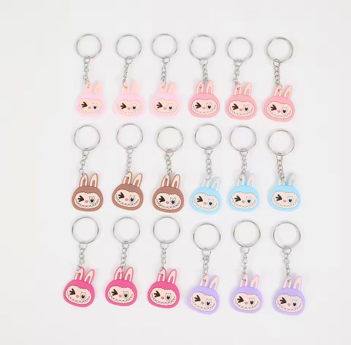 Portachiavi: 18 PCS  - Porte clé Labubu, New – Nuovo e nell'imballaggio originale da Collombey venduto da Cards07