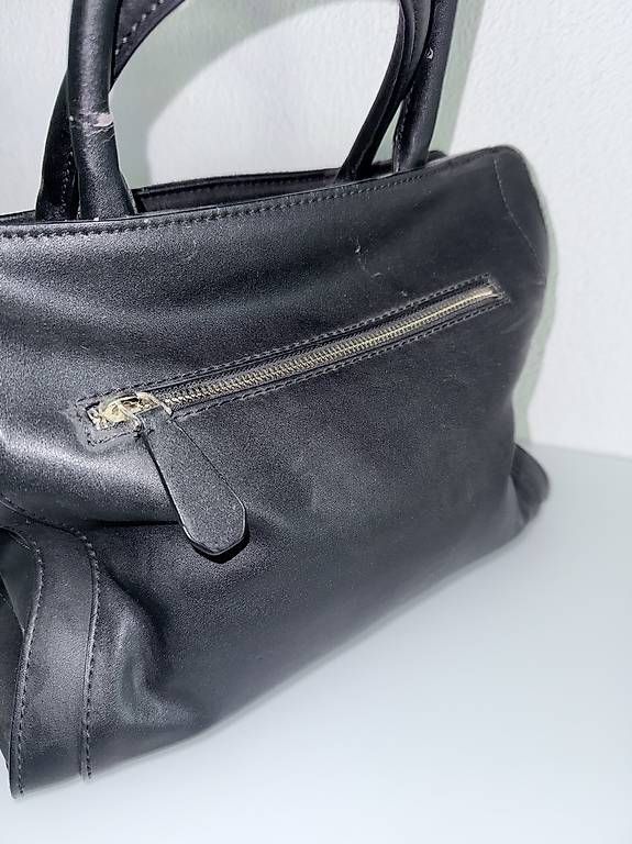 Guess Sacs femmes: Handtasche Guess – D'occasion à Kappelen par Ushy08 1