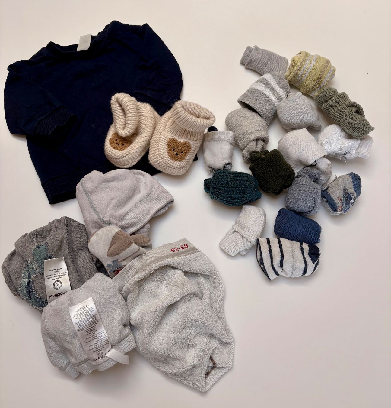 Lotti & Set di vestiti: Baby Kleiderpaket Junge 62 – Usato da Silvaplana venduto da nad_9l9w 9
