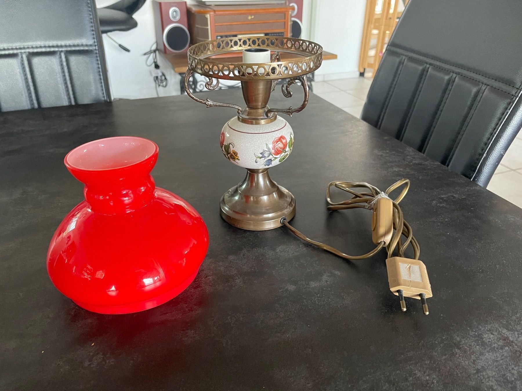 Lampen: Ancienne Lampe de Table Vintage Art Déco – Gebraucht aus Vallamand von Bricbracbroc82 2