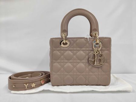 🤎  Small Lady Dior My ABCDior in Taupe