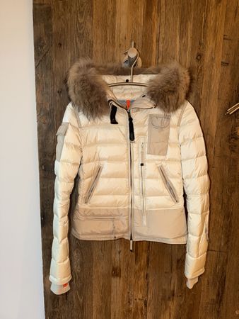 Hellbeige Parajumpers Daunenjacke