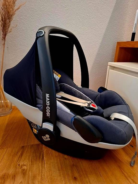 Auto-Kindersitze: Maxi Cosi Pebble Pro i-Size – Gebraucht aus Fischingen von Ke-na 1