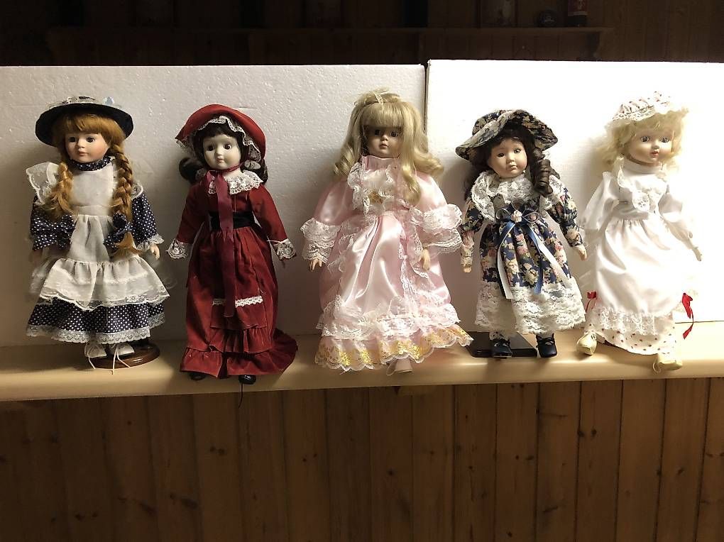 Bambole: 5 Porzelan Puppen – Usato da Bubendorf venduto da Mia111