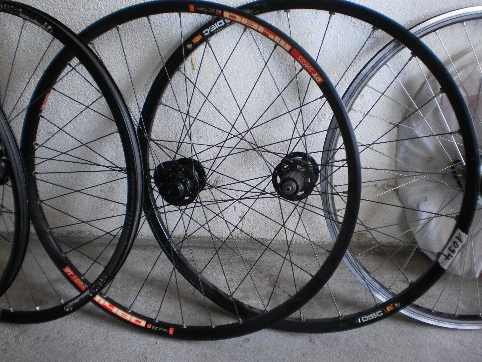 Pezzi di ricambio: Diverse 26 Zoll MTB Räder – Usato da Gonten venduto da Bollyalb 3