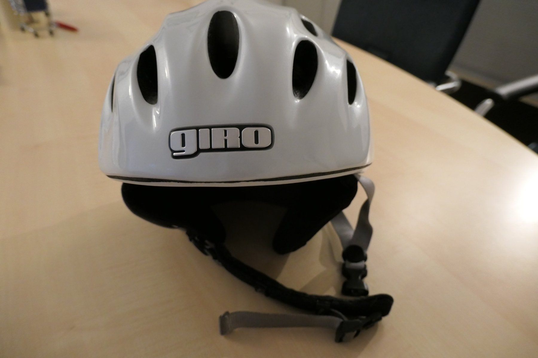 Giro Caschi: Skihelm Giro Fuse Gr. S – Usato da Hunzenschwil venduto da Fionab72